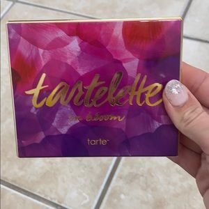 Gently Used Tart Cosmetics In Bloom Eyeshadow